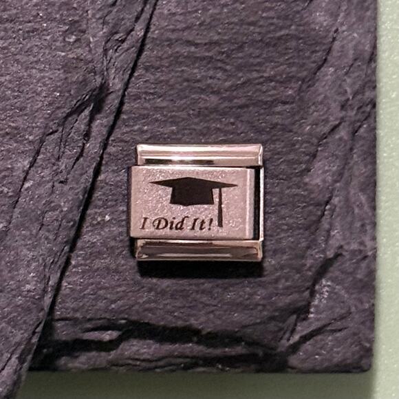 I Did It! Graduation Cap Italian Charm Bracelet Link - Picture 1 of 1